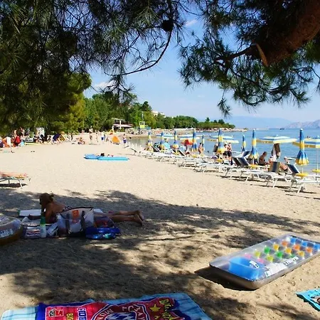 Apartment In With Sea View, Terrace, Air Conditioning, Wi-fi